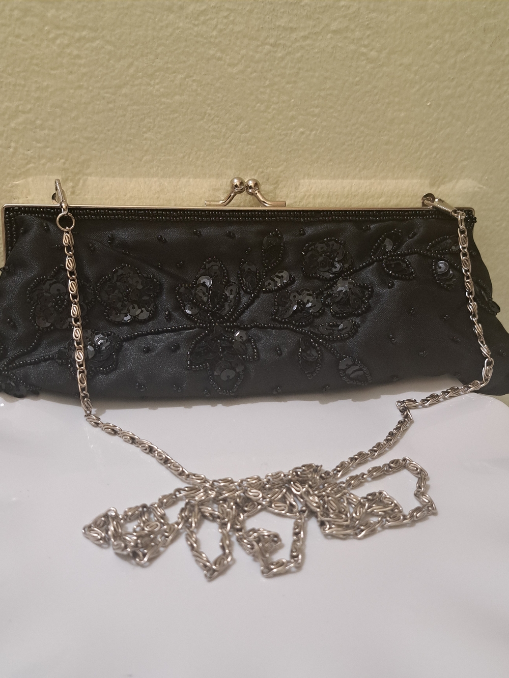 Bijoux Terner Black Beaded Floral Clutch with Silver Chain